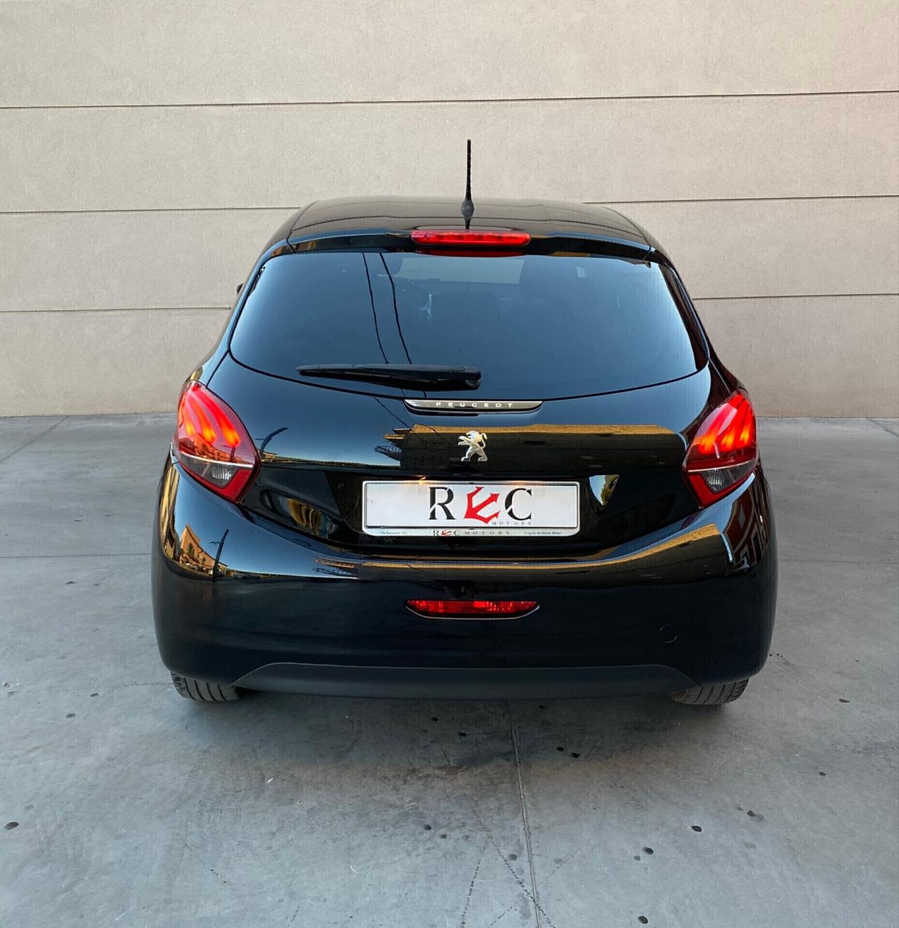 Peugeot 208 Allure 1.2 GPL Anno 2018