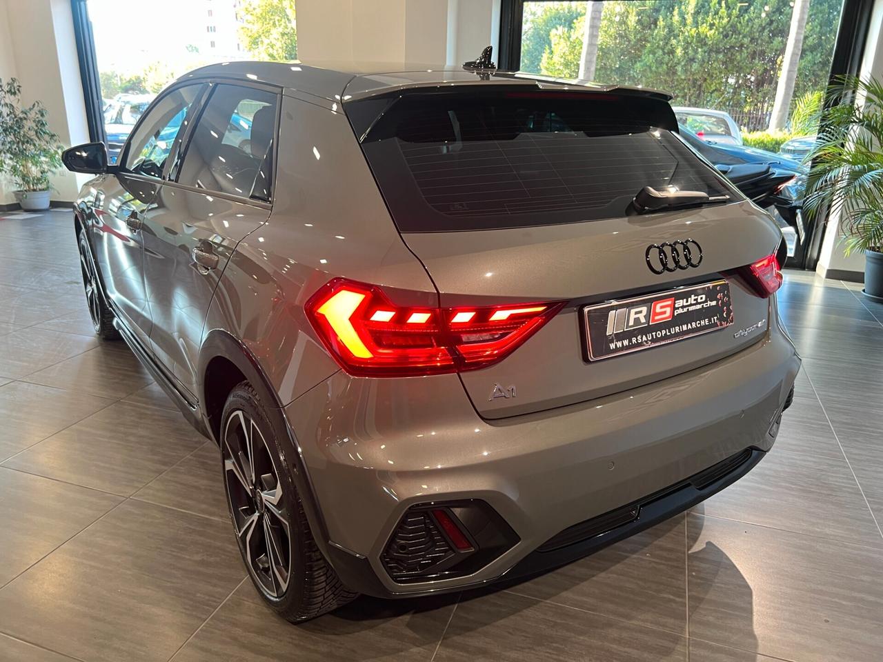 Audi A1 citycarver 30 TFSI S tronic EDITION ONE