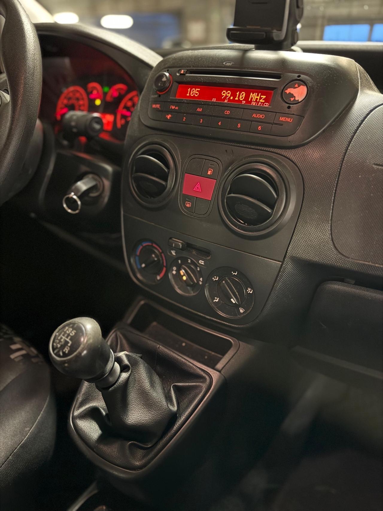 Fiat Qubo 1.4 8V 77 CV Natural Power EURO 6B