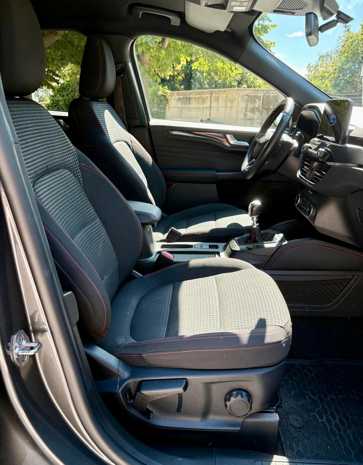 Ford Kuga 1.5 Diesel 120 CV ST-Line
