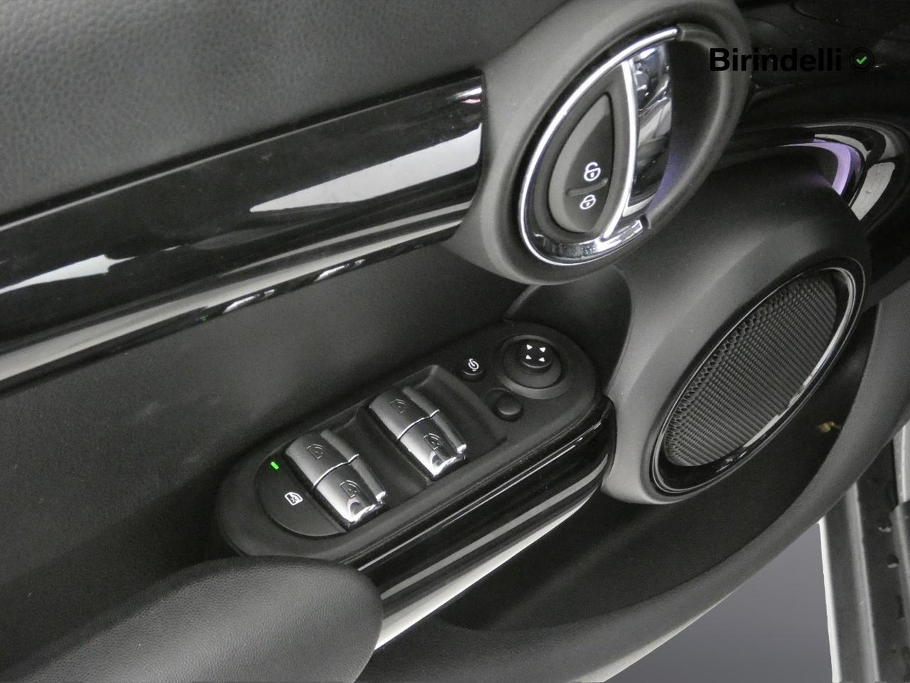 MINI Mini 5 porte (F55) - Mini 1.5 Cooper Yours 5 porte