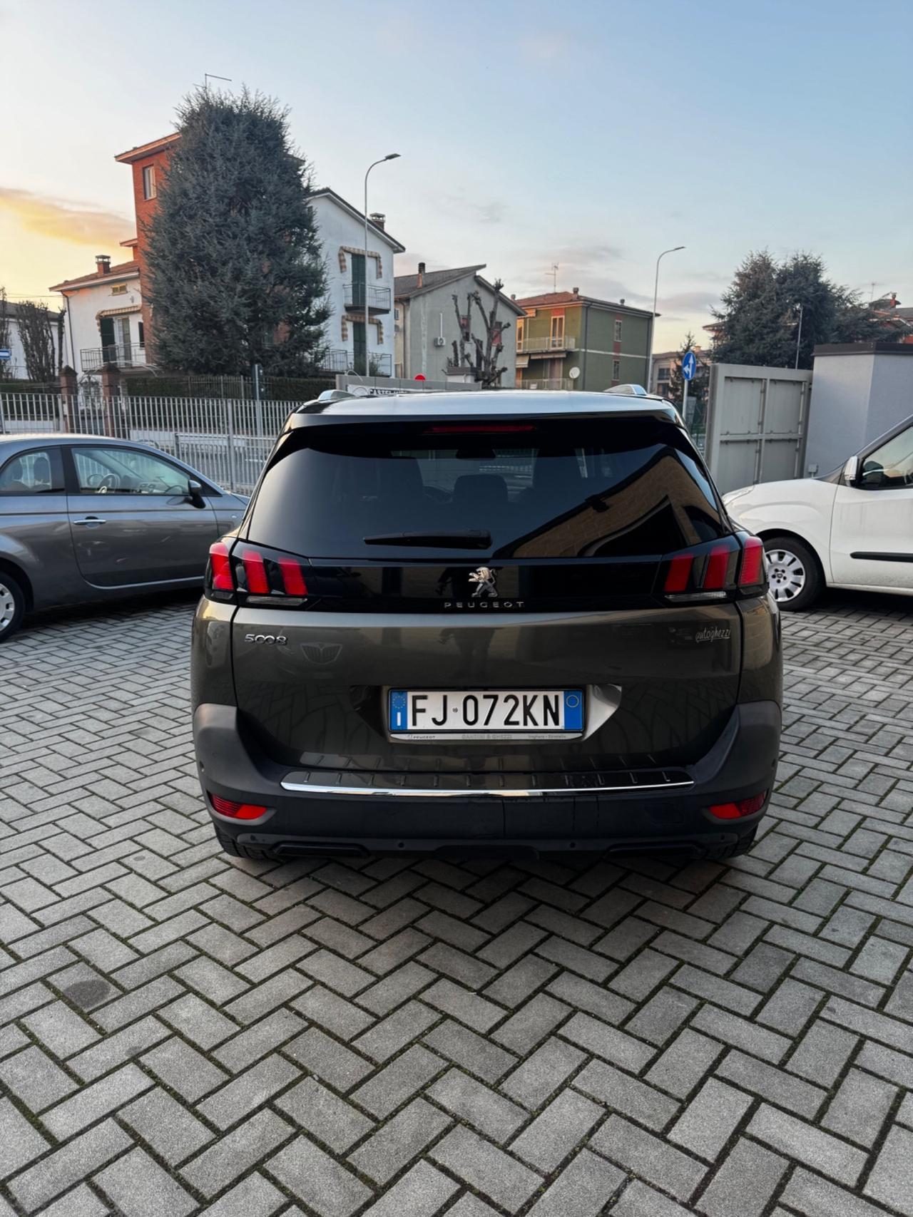 Peugeot 5008 BlueHDi 120 S&S EAT6 GT Line