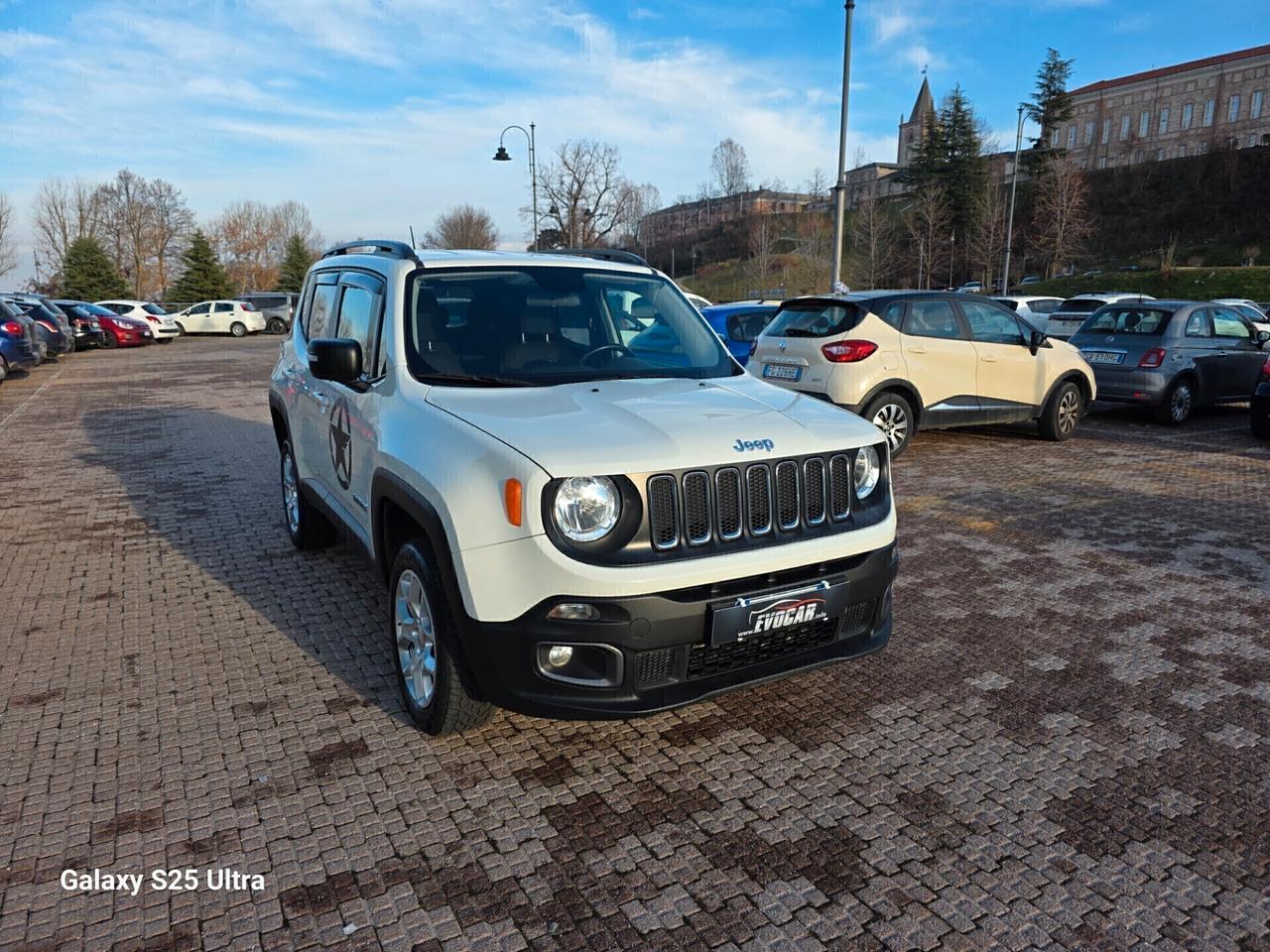 Renegade 2.0 Mjt 4x4 Sport valutiamo usato /scambio