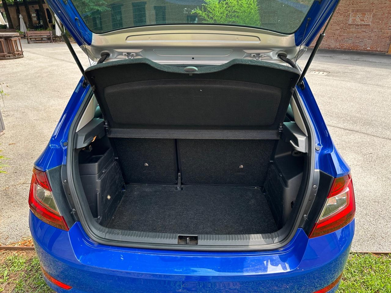 Skoda Fabia 1.0 MPI 60 CV Twin Color Nero