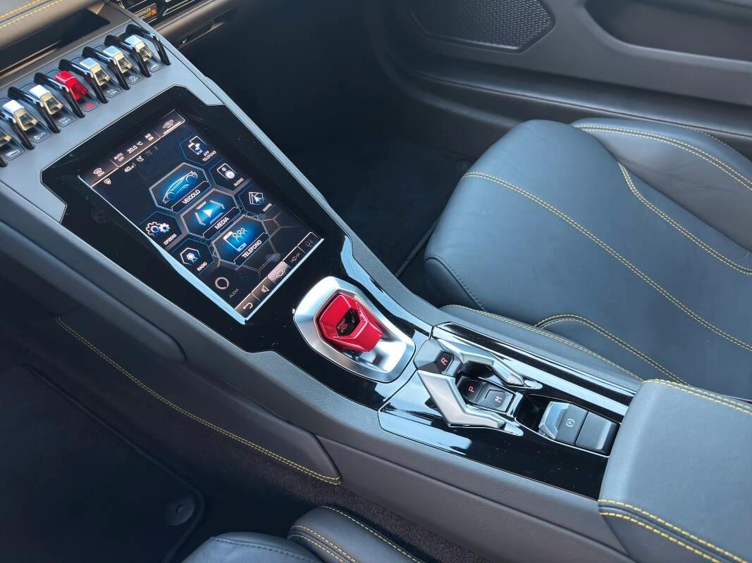 Lamborghini Huracan Coupe Huracan coupe 5.2 Evo 640 awd Sollevatore