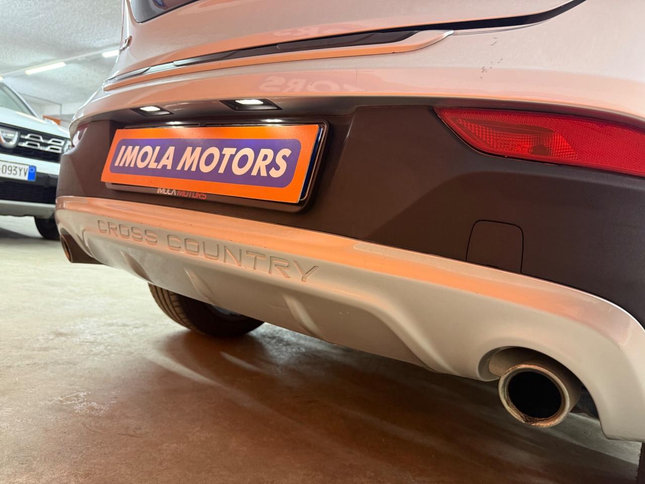 Volvo V40 Cross Country D3 Summum