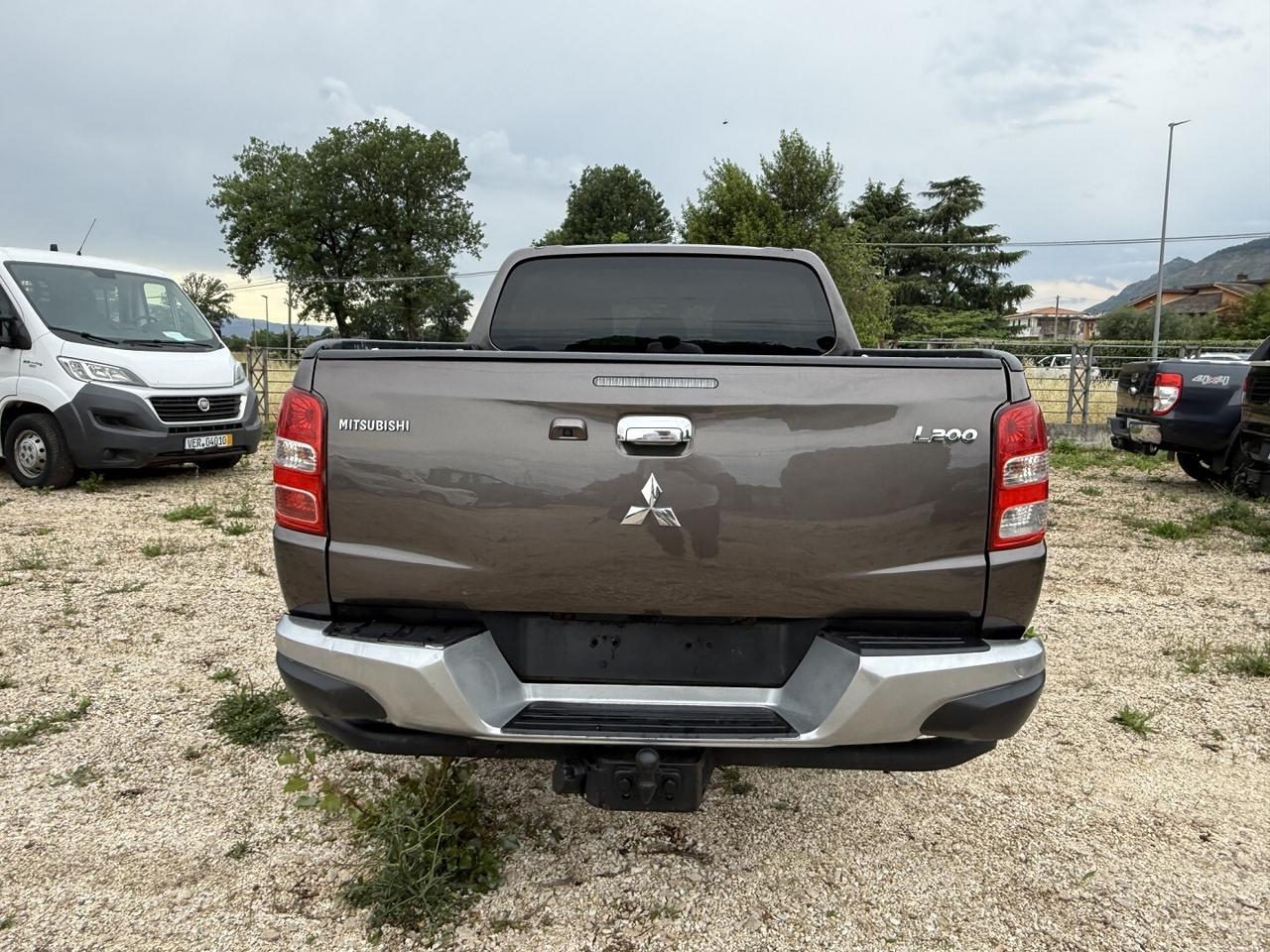 MITSUBISHI L200 PLUS DOPPIA CABINA 4X4 DIESEL