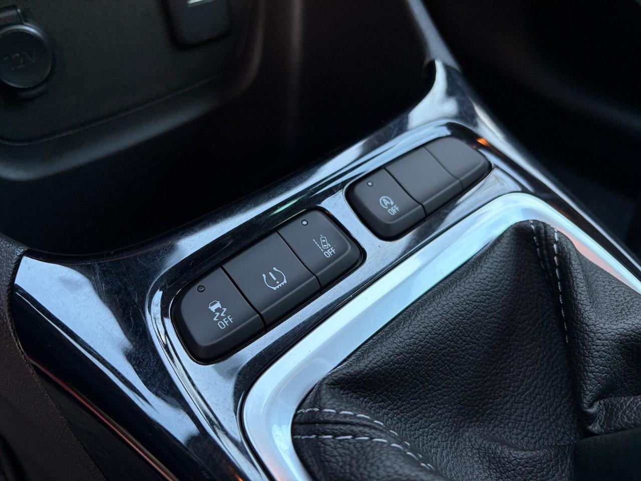 Opel Crossland 1.2 BENZINA 83CV S&S Design&Tech