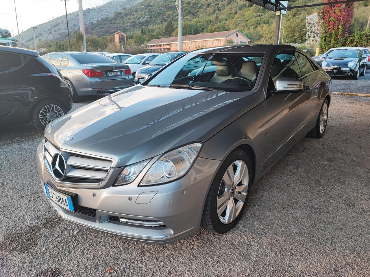 Mercedes-benz E 220 CDI Coupé BlueEFFICIENCY