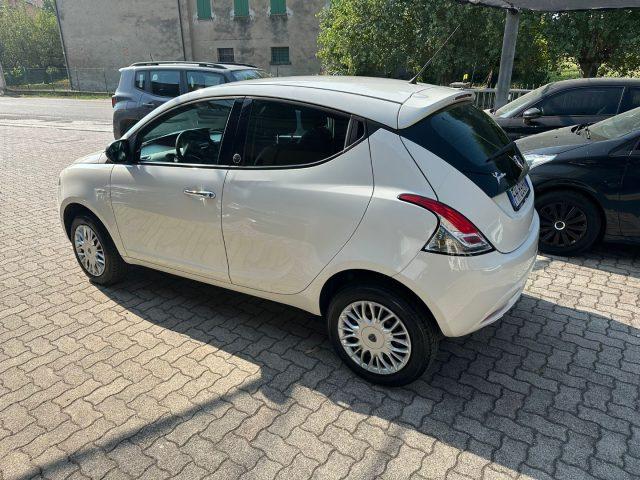 LANCIA Ypsilon 0.9 TwinAir 85 CV Metano Ecochic OK NEOPATENTATO