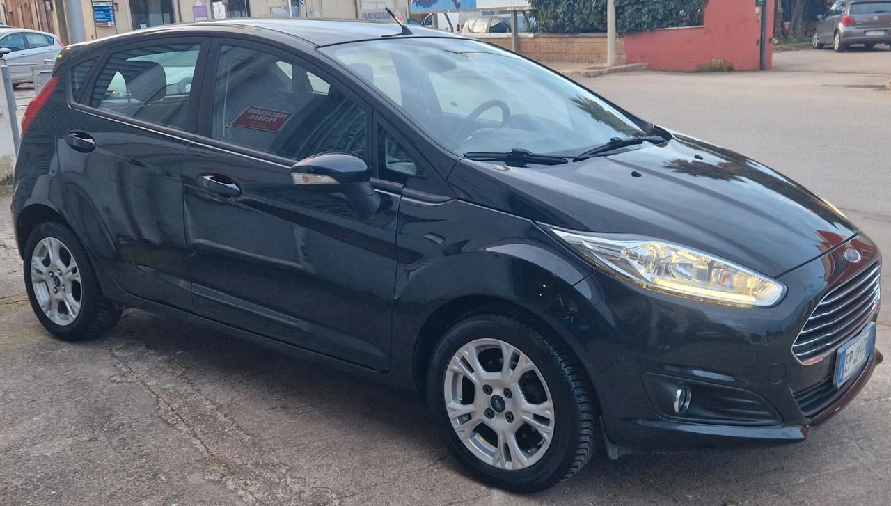 Ford Fiesta 1.4 5 porte Bz.- GPL Titanium