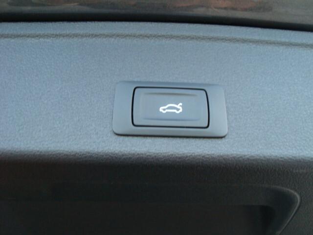 Audi A4 Avant 40 TDI quattro S tronic line edition