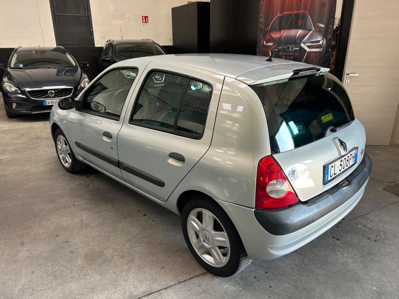 Renault Clio Nokia 1.2 benzina 75cv