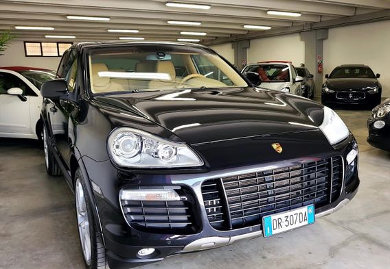 Porsche Cayenne 4.8 GTS Pari al Nuovo