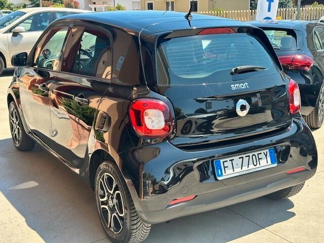 Smart ForFour 70 1.0 twinamic Passion 33.000KM