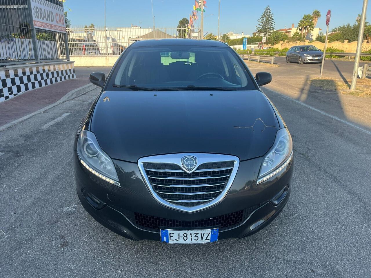 Lancia Delta 1.6 MJT Silver 2011