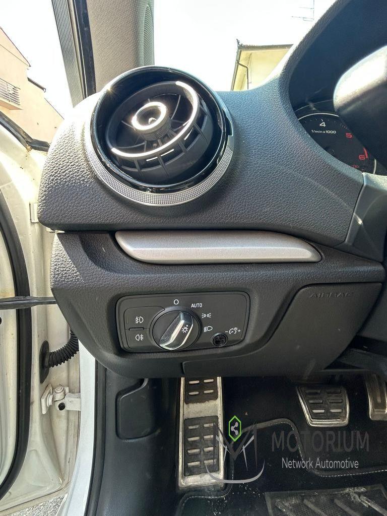 Audi A3 SPB 1.6 TDI clean diesel S tronic Ambition