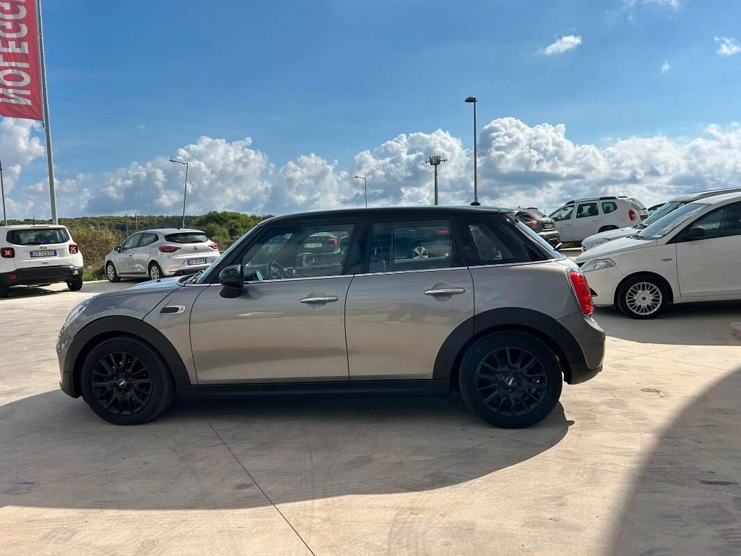 Mini Mini 5 Porte 1.5 Cooper D 5p