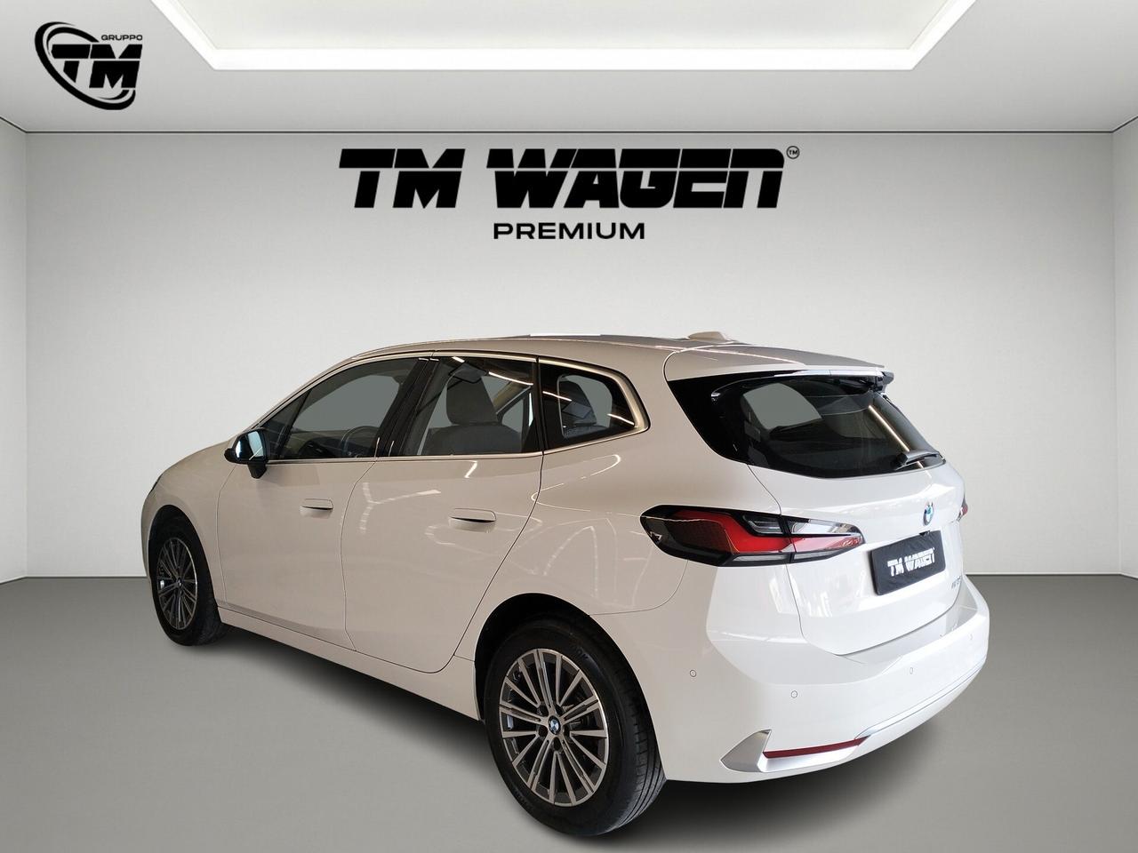 Bmw 2er Active Tourer 218d Luxury