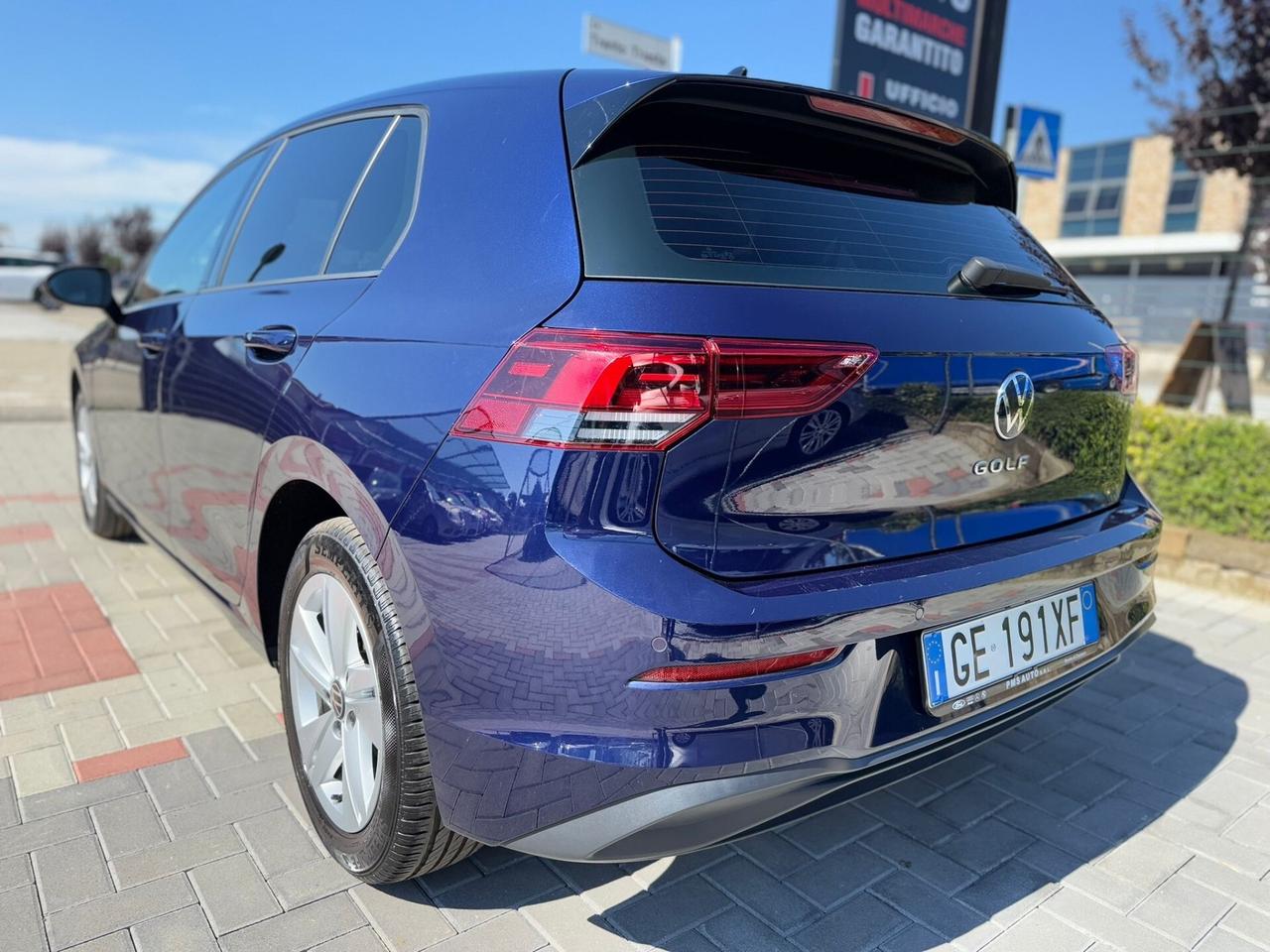 Volkswagen Golf 2.0TDI 150CV DSG IVA ESPOSTA
