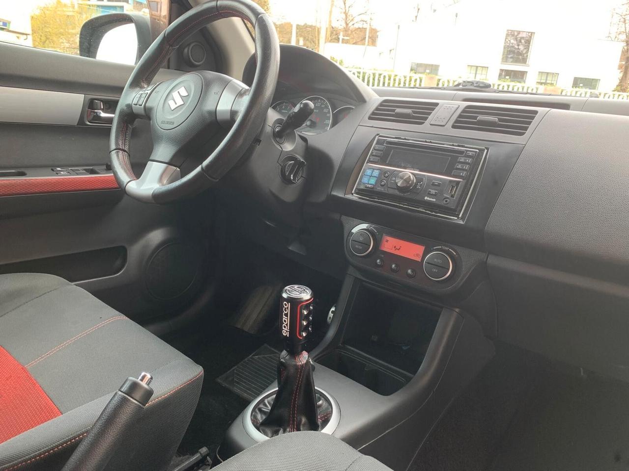 Suzuki Swift 1.6 vvt 3p. Sport 125cv