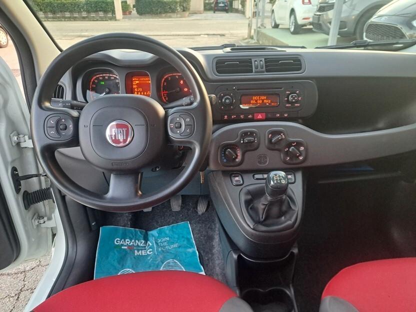 Fiat Panda 1.2 Lounge 5 POSTI - 2015