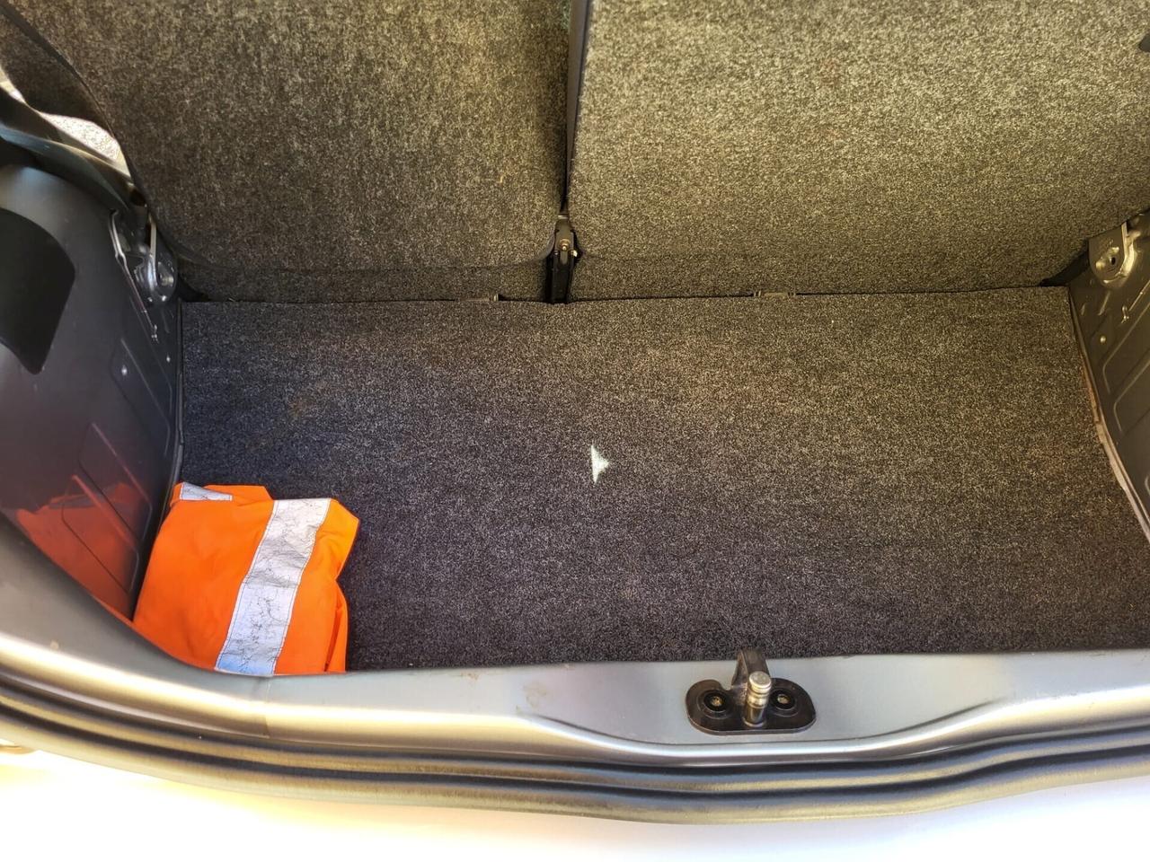 VOLKSWAGEN UP! ECO METANO-3 EURO X 100 KM-BOLLO 35