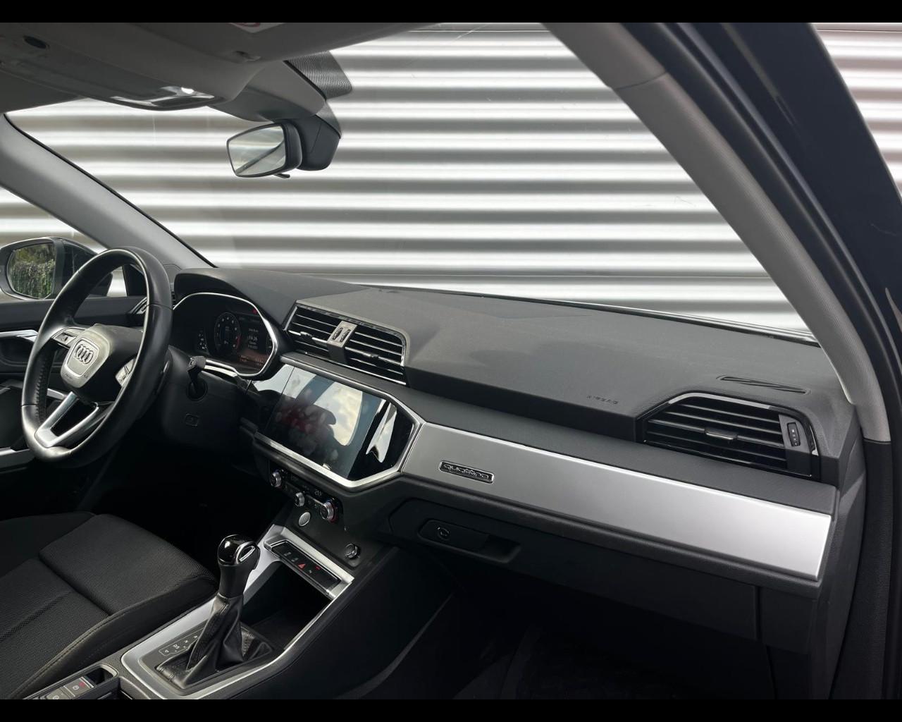 AUDI Q3 40 TFSI QUATTRO S-TRONIC BUSINESS ADVANCED