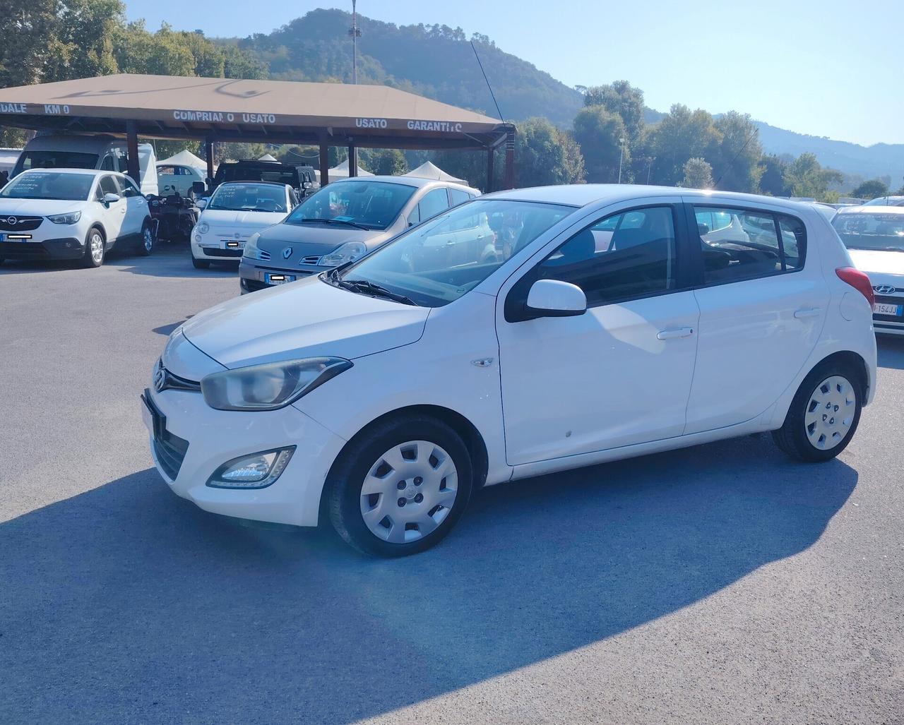 Hyundai i20 1.1 CRDi 5p. Classic -NEOPATENTATI