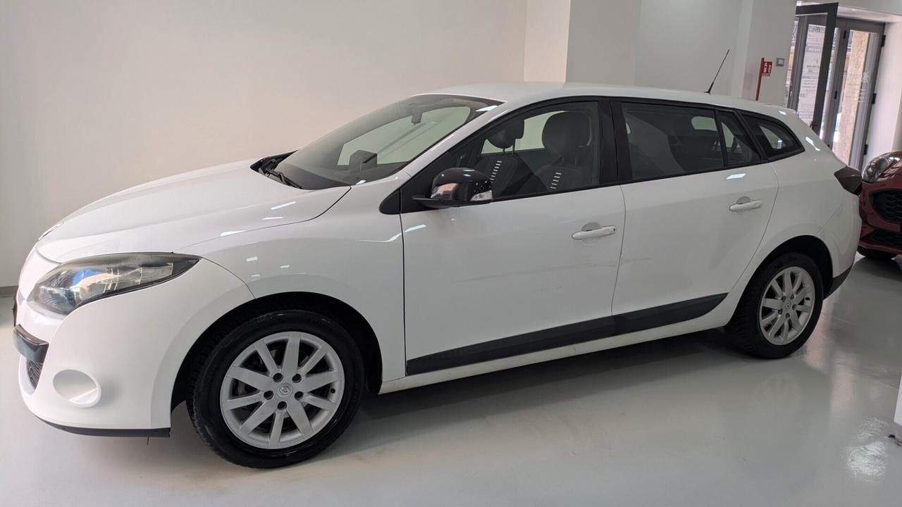 Renault Megane Mégane 1.5 dCi 110CV SporTour Attractive