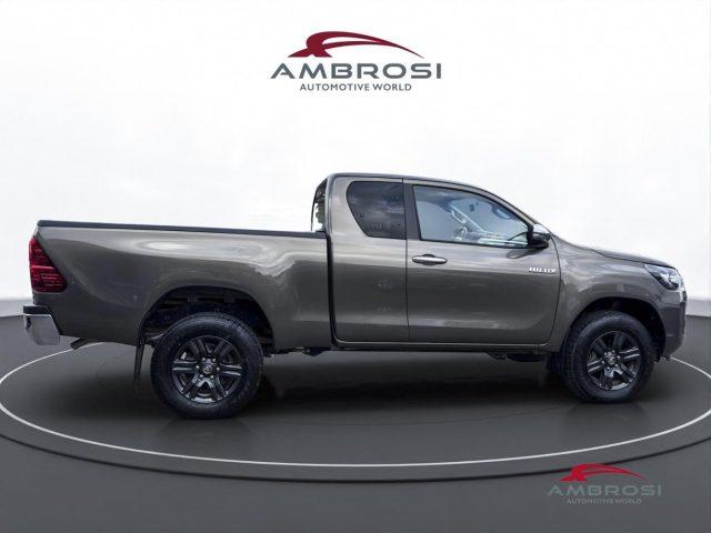 TOYOTA Hilux 2.D-4D 4WD 2 porte Extra Cab Lounge - AUTOCARRO N1
