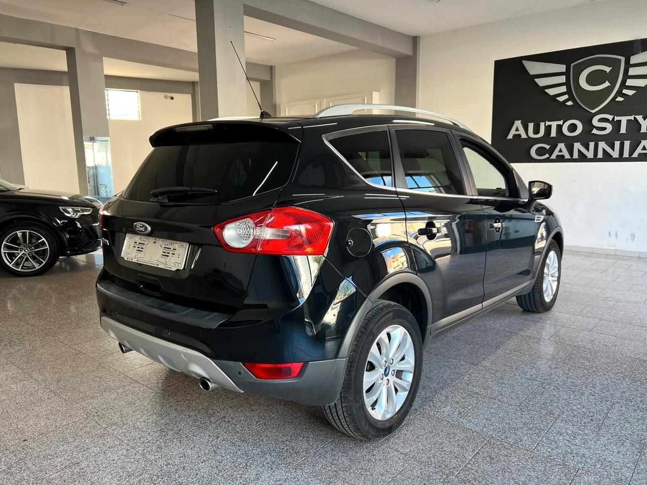 Ford Kuga 2.0 TDCi 163 CV 4WD Powersh.Titanium DPF