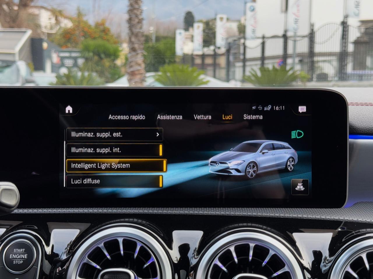 Mercedes-Benz CLA 200 d Shooting Brake Premium AMG