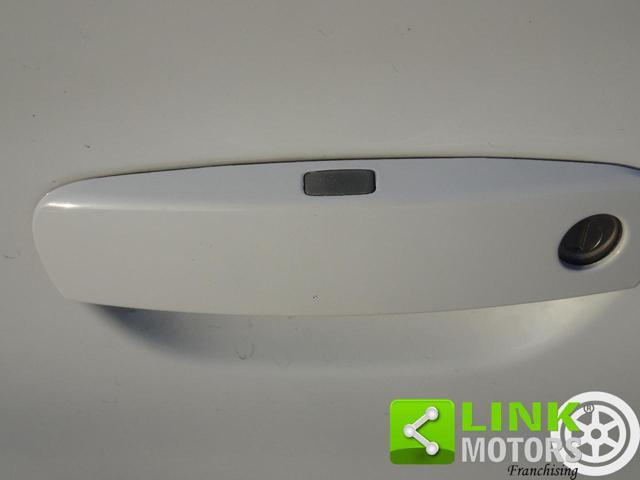 DODGE Charger SXT 3.6 PENTASTAR V6 AUTOMATICA