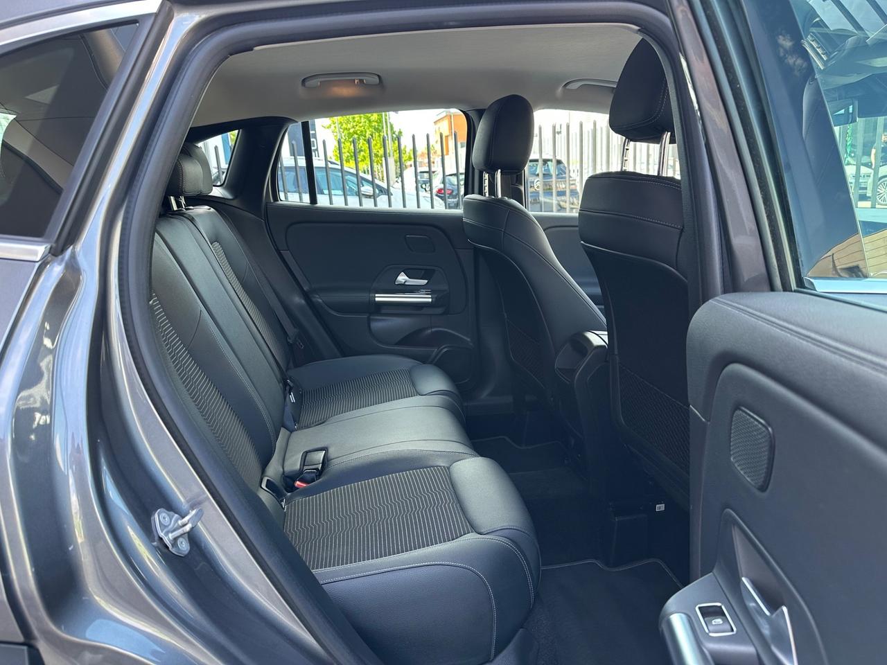 Mercedes-benz GLA 220 GLA 200 d Automatic 4Matic Premium
