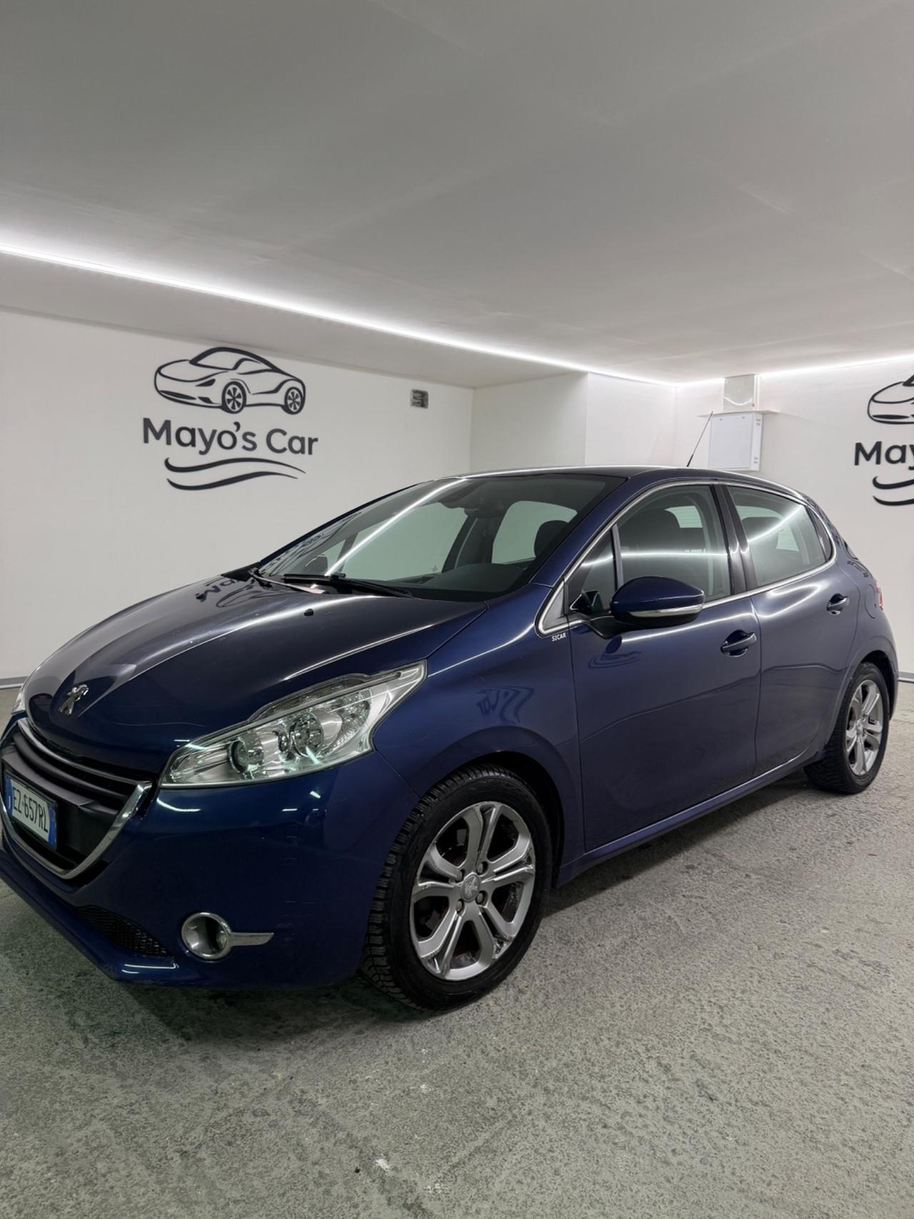 PEUGEOT 208 (anno 2015)