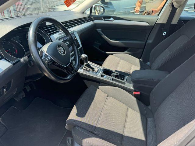 VOLKSWAGEN Passat Variant 2.0 TDI DSG Executive BlueMotion Tech.