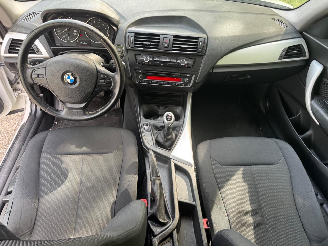 Bmw 114 114i 5p. Unique