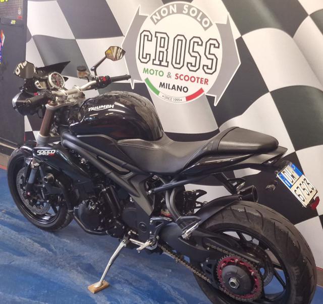 TRIUMPH Speed Triple 1050 - ANNO 2011