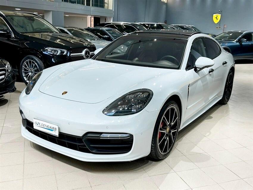 Porsche Panamera 4.0 Turbo