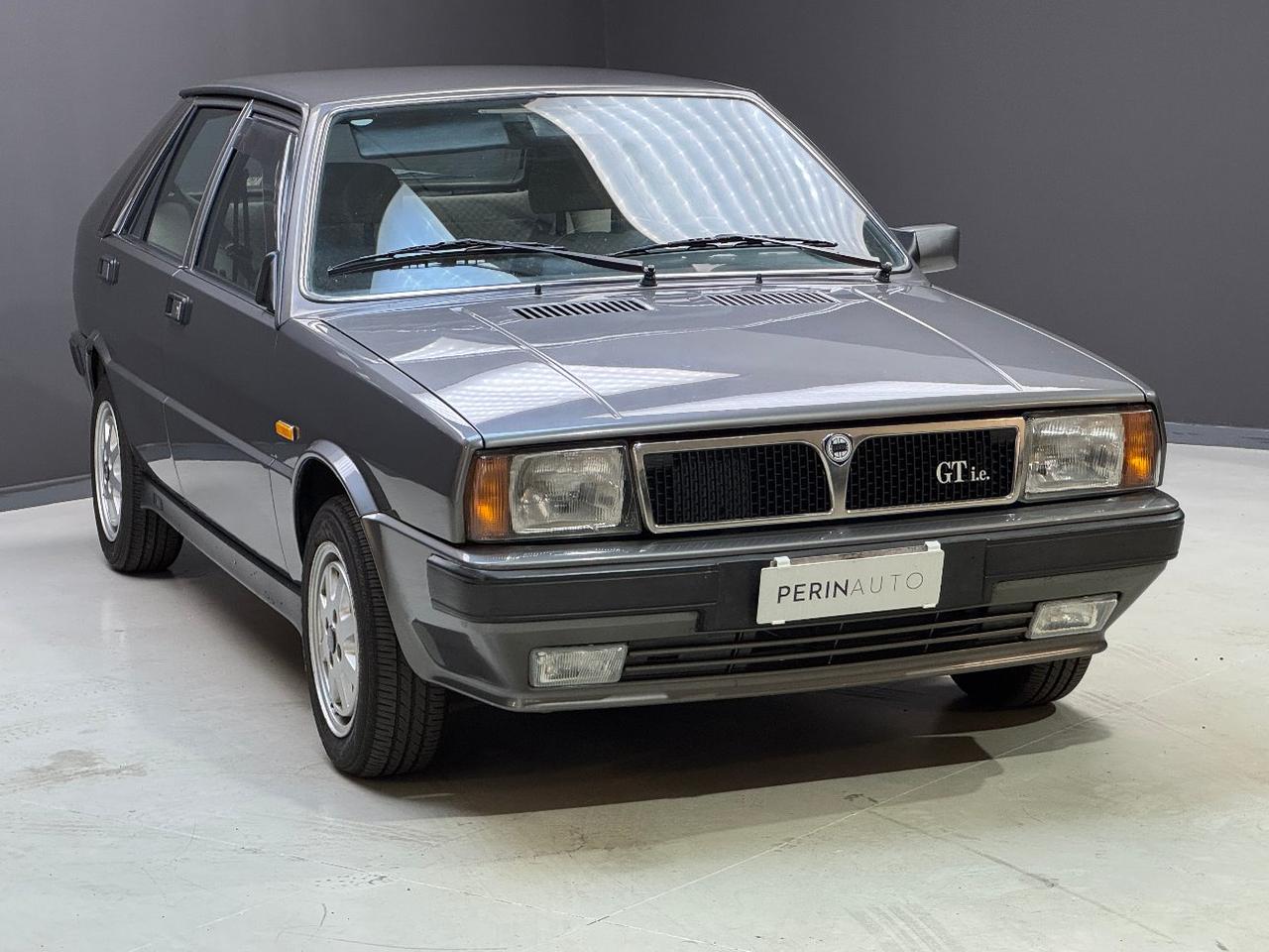 Lancia Delta 5 Porte Delta 1.6 ie GT