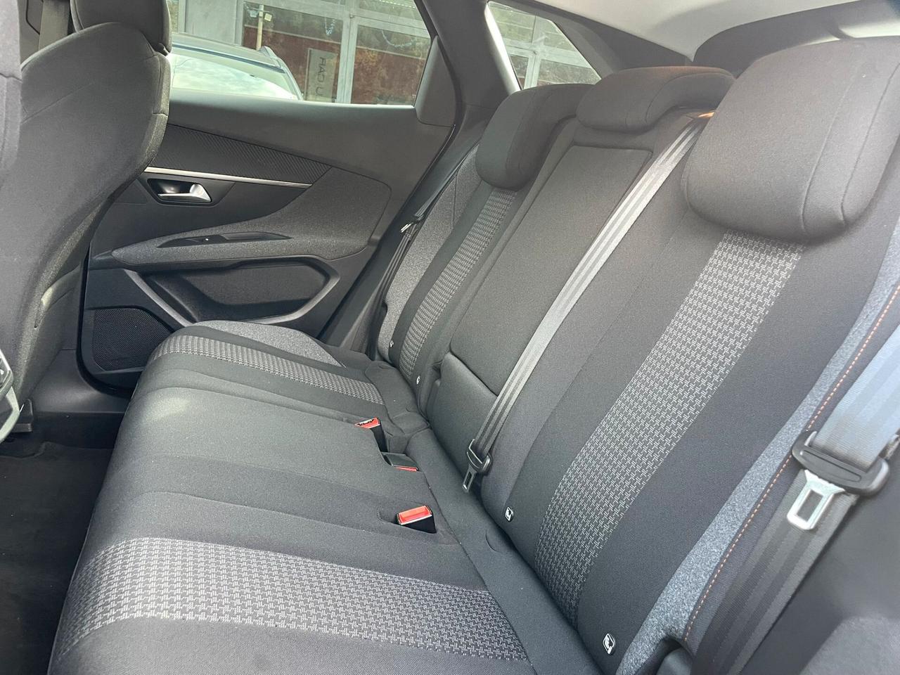 PEUGEOT 3008 1.5HDI ACTIVE 130cv *NAVI-LED-CARPLAY*