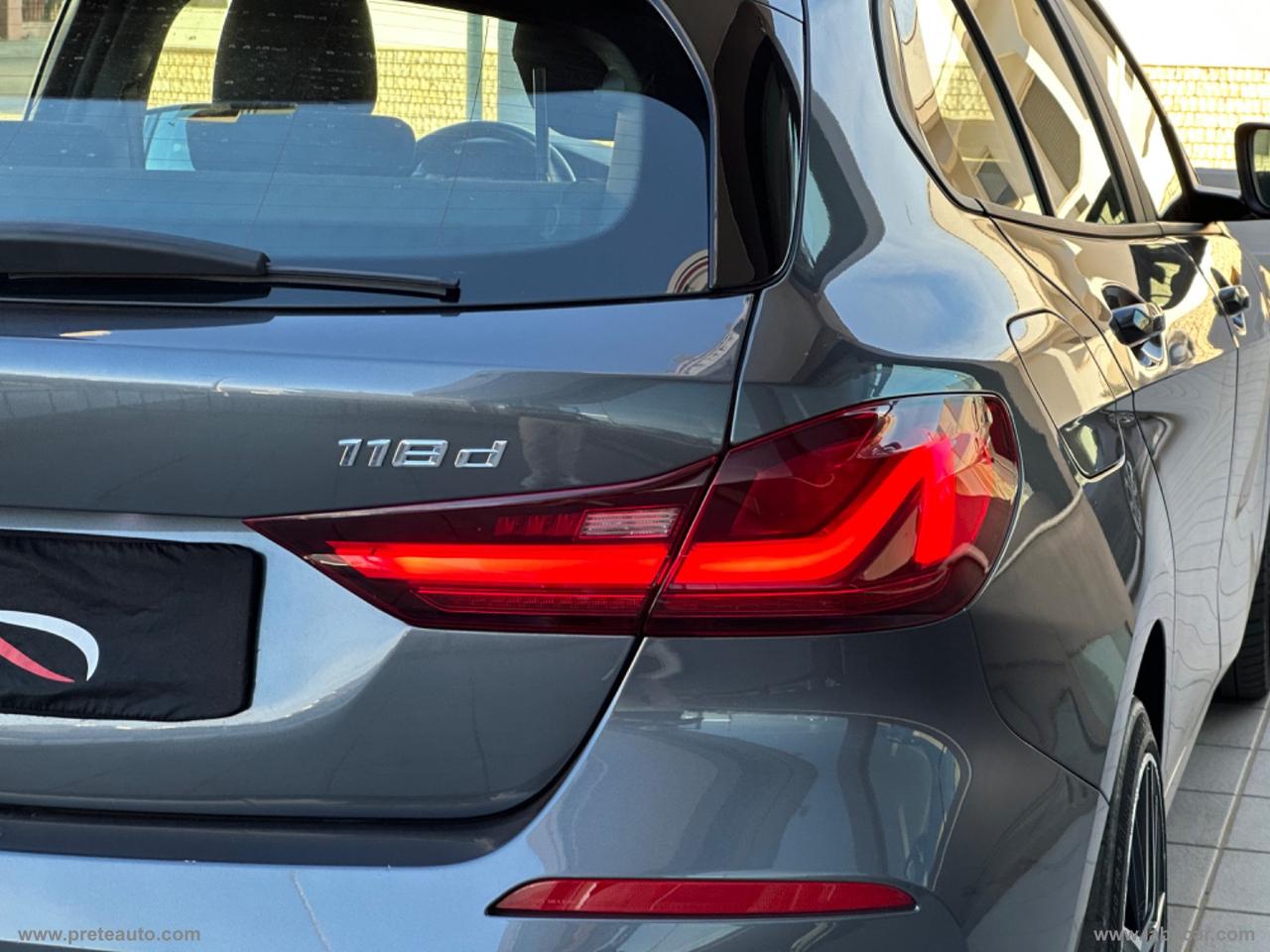 BMW 118d 5p. Business Advantage AUT. TETTO PANORAMICO