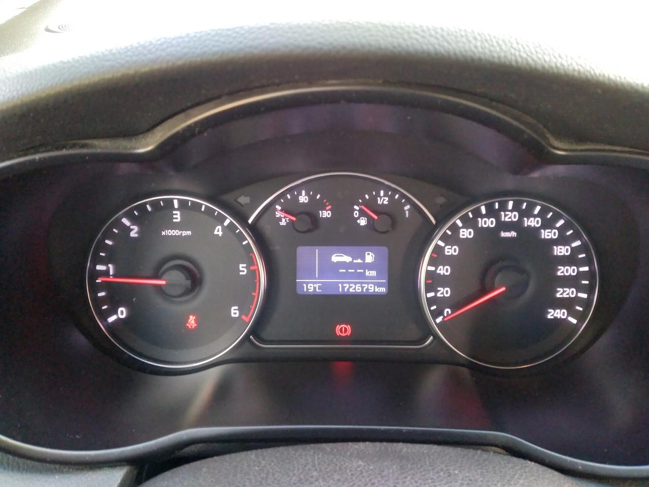 Kia Carens 1.7 CRDi 115 CV Class 7 posti