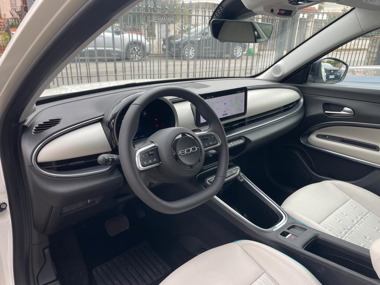 FIAT 600 1.2 Hybrid 110CV DCT LA PRIMA