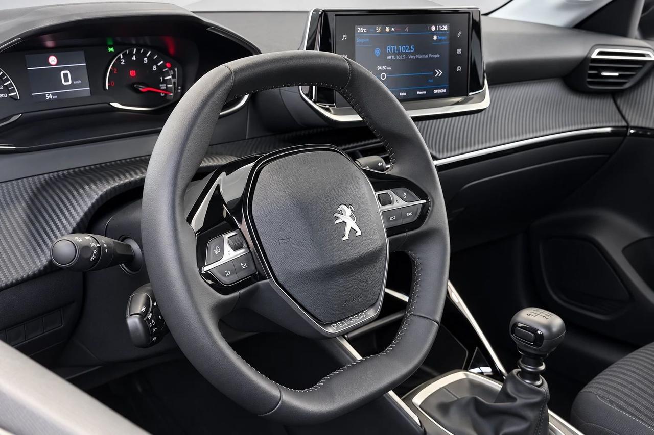 Peugeot 208 1.5 DIESEL KM 0