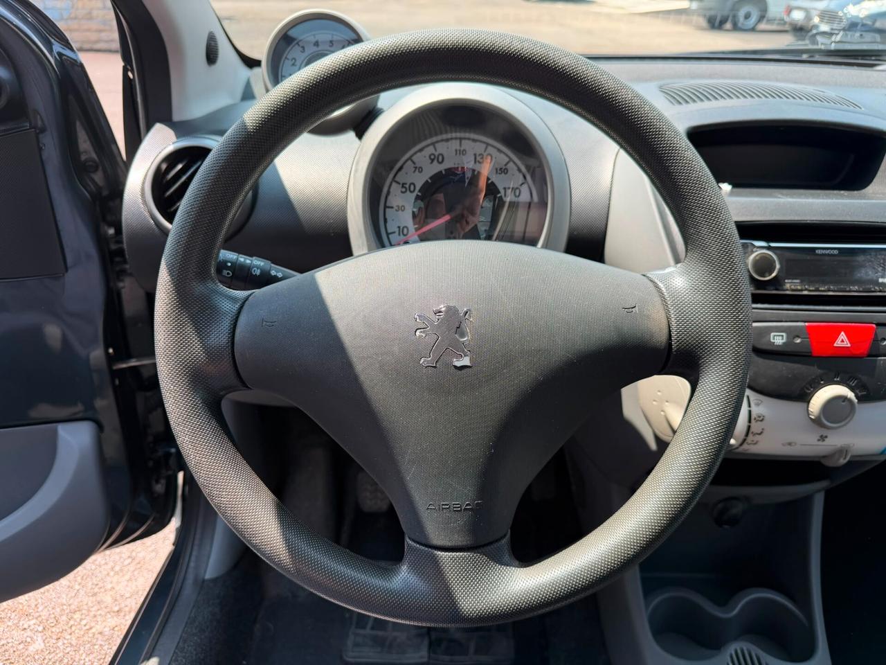Peugeot 107 1.0 68CV 5p. Sweet Years