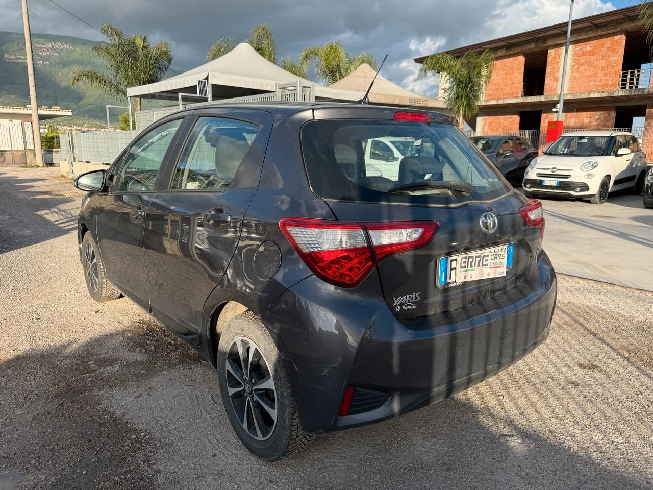 TOYOTA YARIS 2017 1.5 BENZINA 111 CV *MARCIANTE