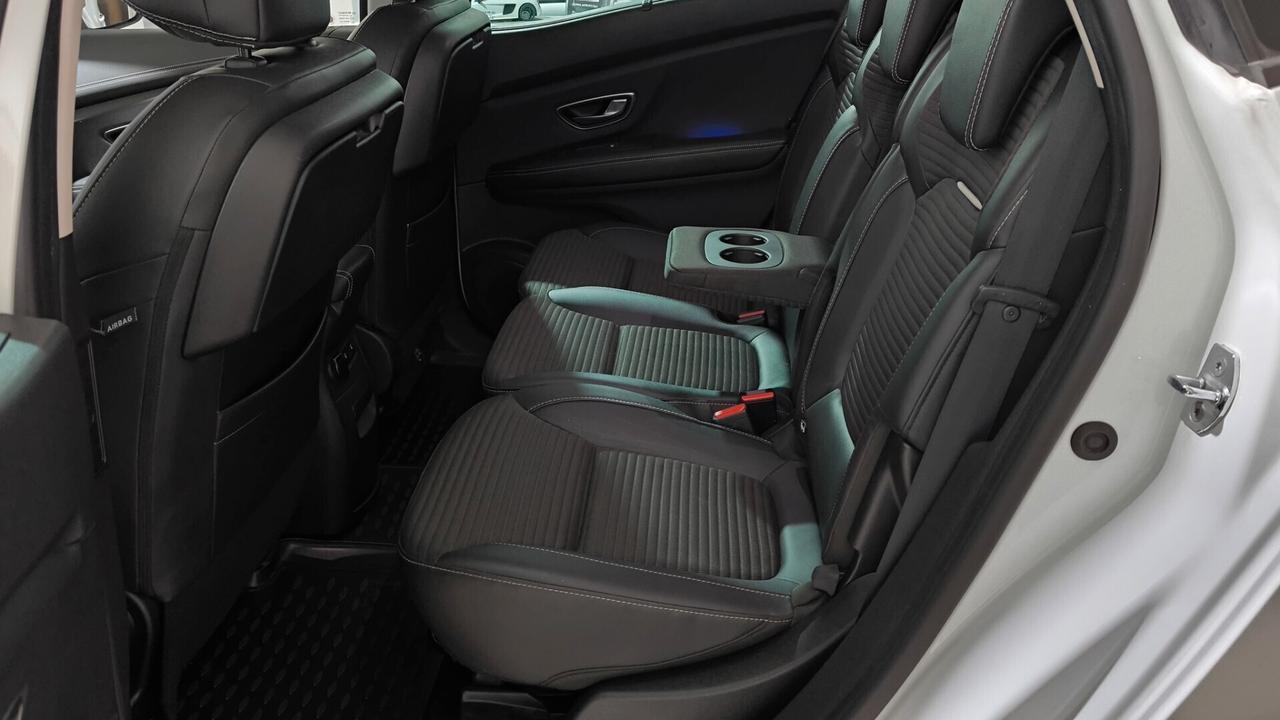 Renault Scenic Scénic dCi 8V 110 CV EDC Energy Intens