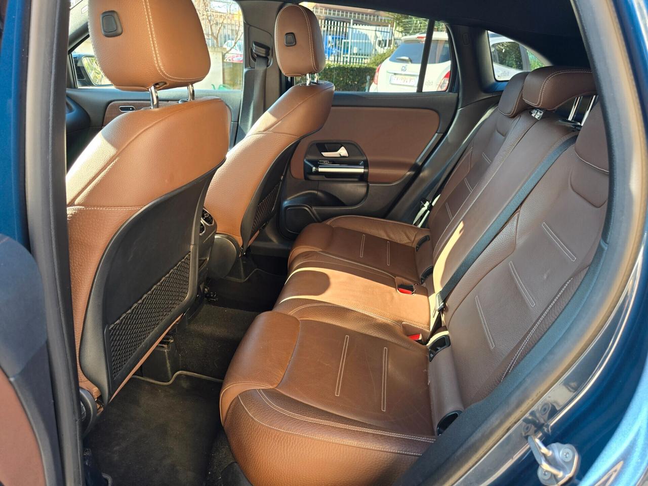 Mercedes-benz GLA 250 e EQ-Power Automatic Premium